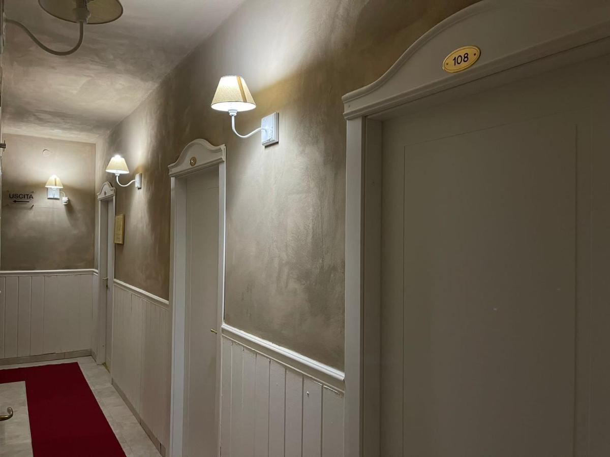 Hotel Aurelia Milano Centrale מראה חיצוני תמונה