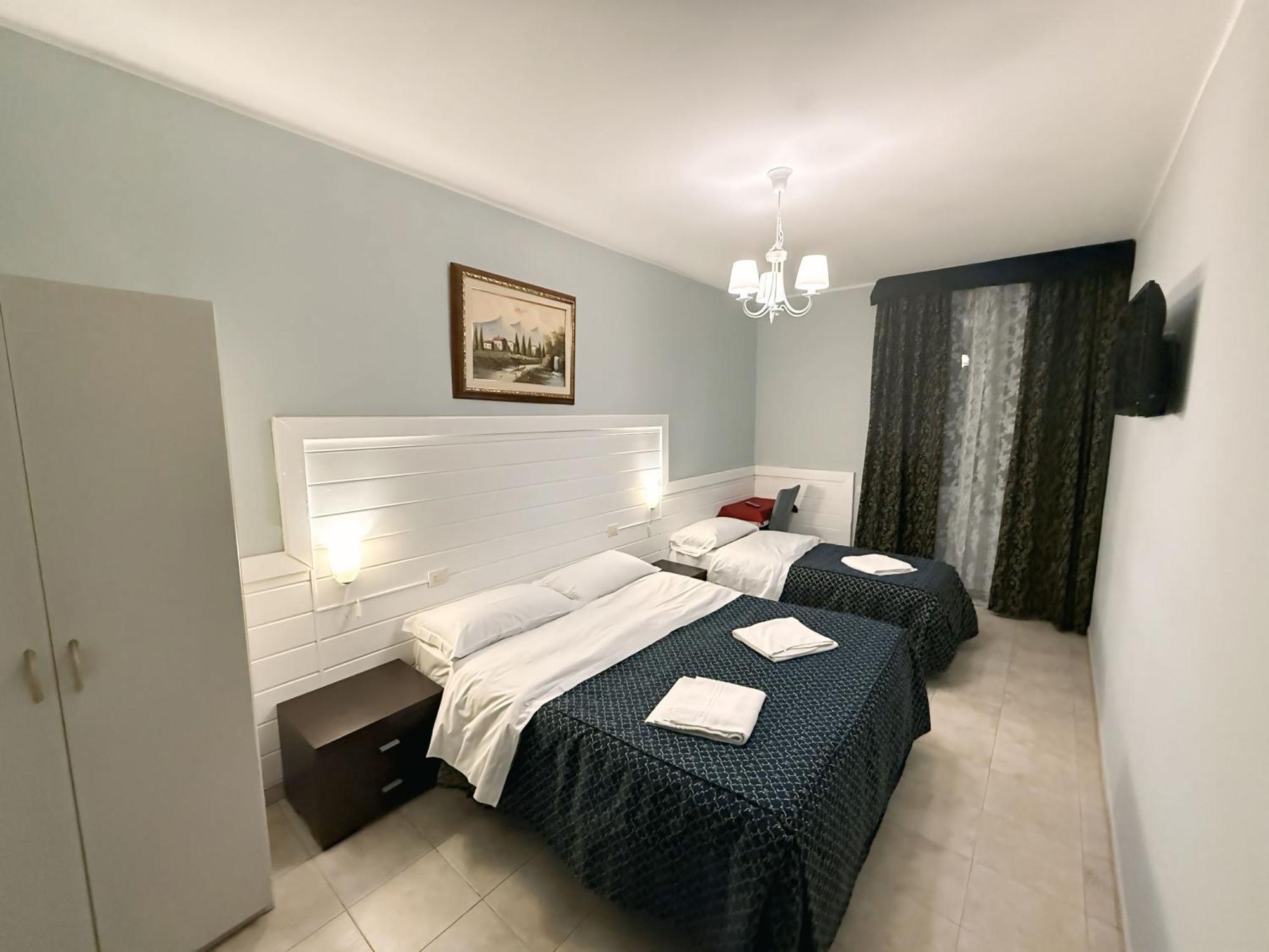 Hotel Aurelia Milano Centrale מראה חיצוני תמונה