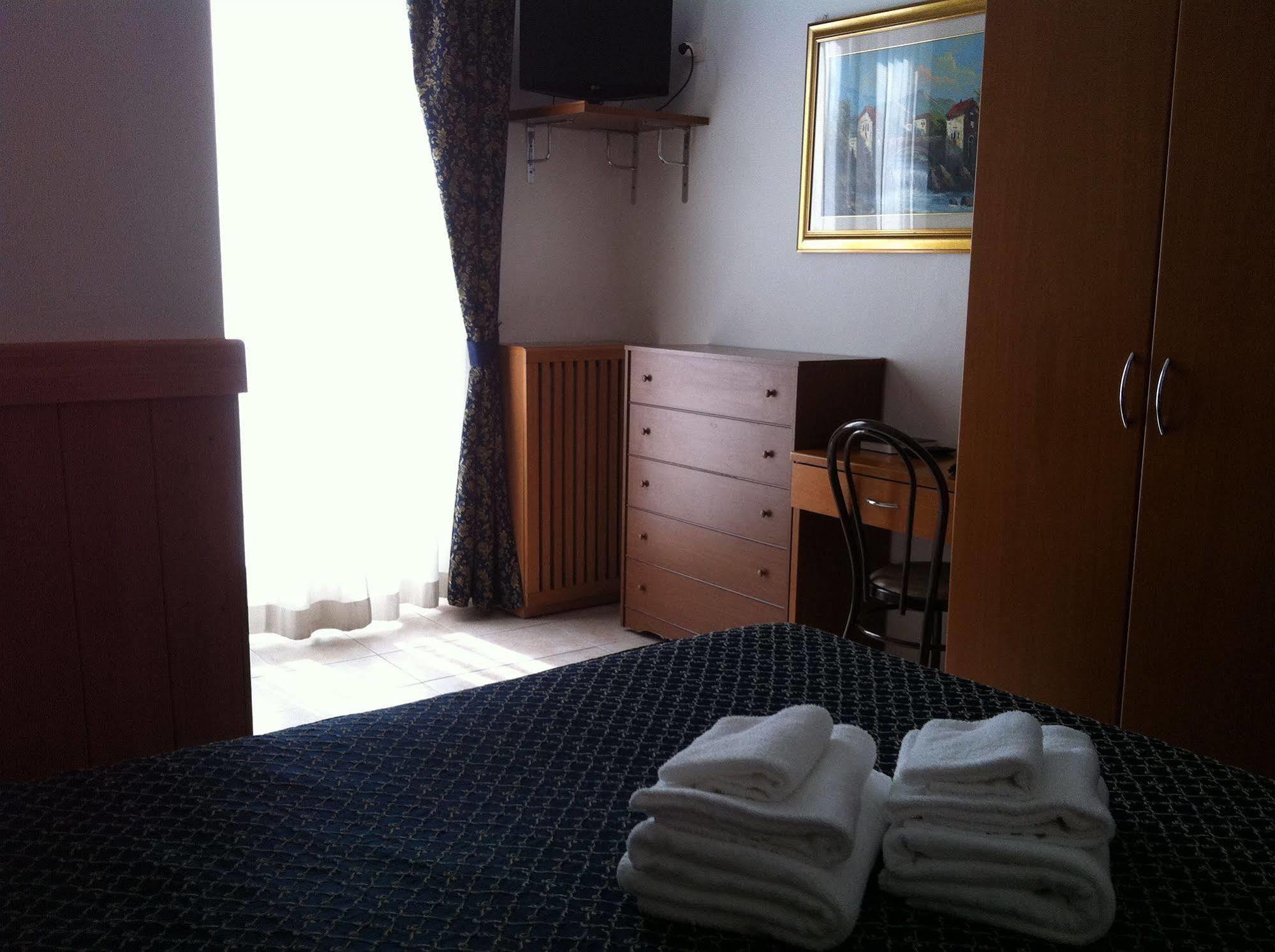 Hotel Aurelia Milano Centrale מראה חיצוני תמונה
