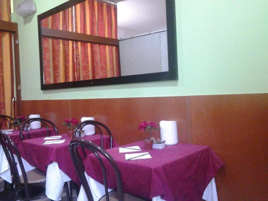 Hotel Aurelia Milano Centrale מראה חיצוני תמונה